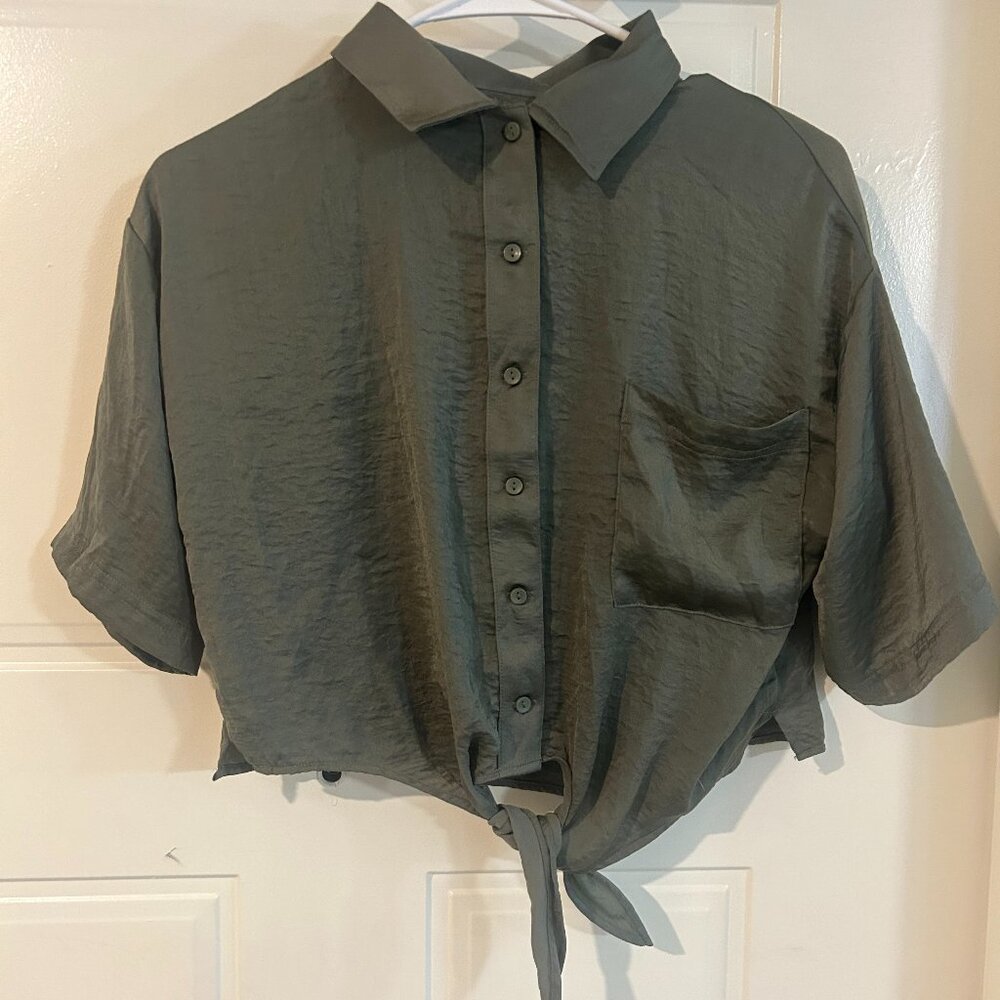 Crop top - Picture 1 of 2